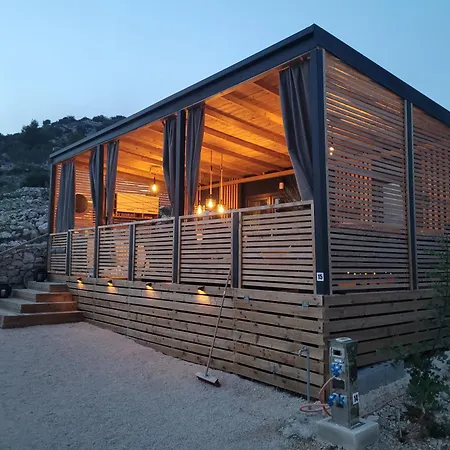 Little Summer House * Drage